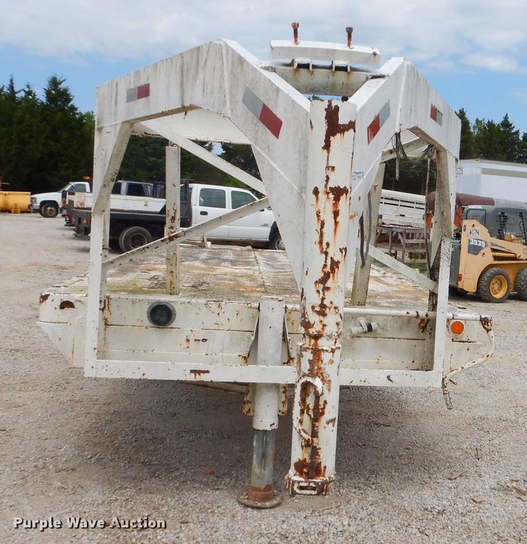 image for item FH9485 1986 shop built equipment trailer