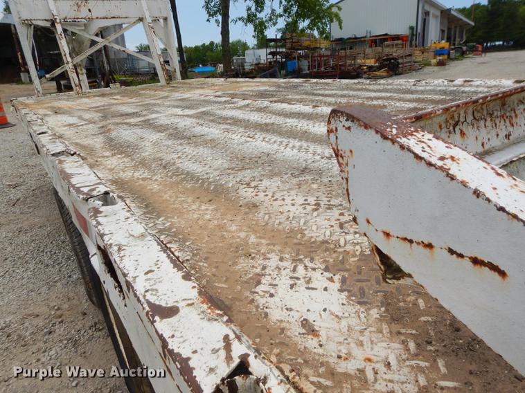 image for item FH9485 1986 shop built equipment trailer