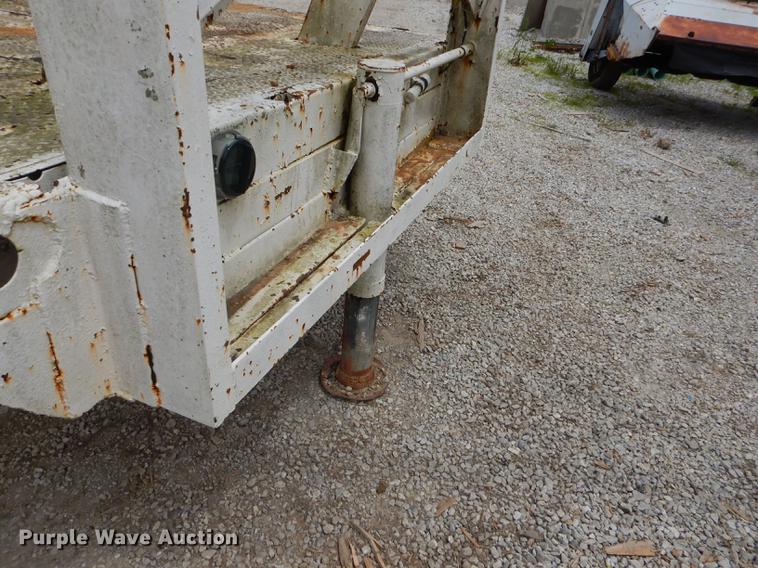 image for item FH9485 1986 shop built equipment trailer