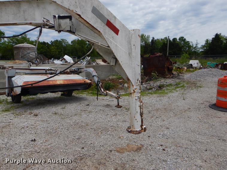 image for item FH9485 1986 shop built equipment trailer