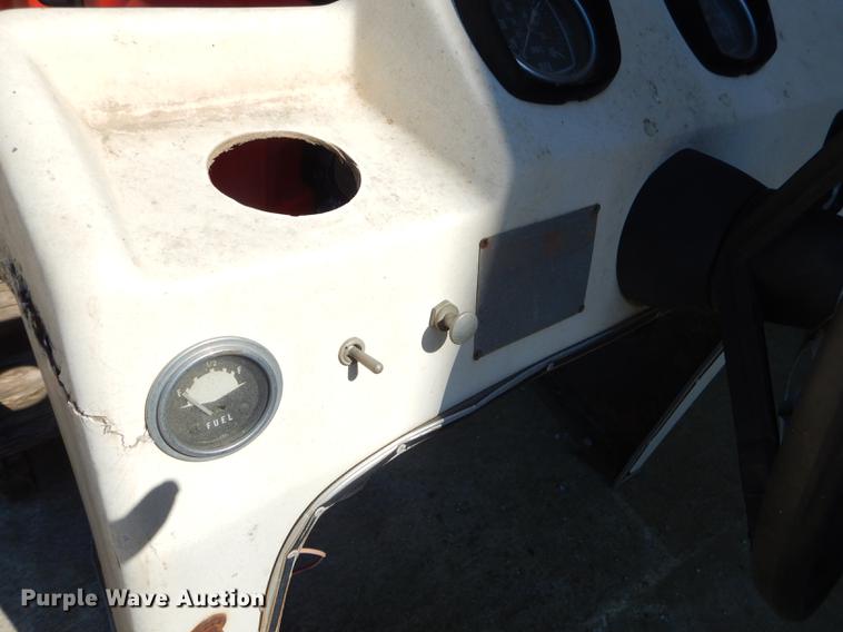 image for item FH9488 1977 Mercury outboard gas engine