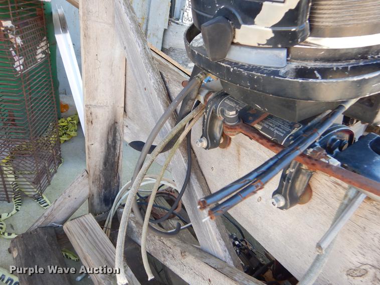 image for item FH9488 1977 Mercury outboard gas engine