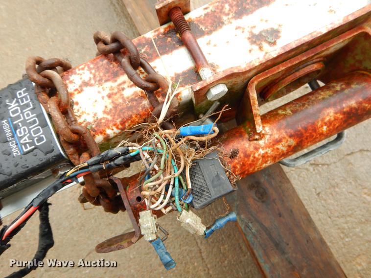 image for item FH9488 1977 Mercury outboard gas engine