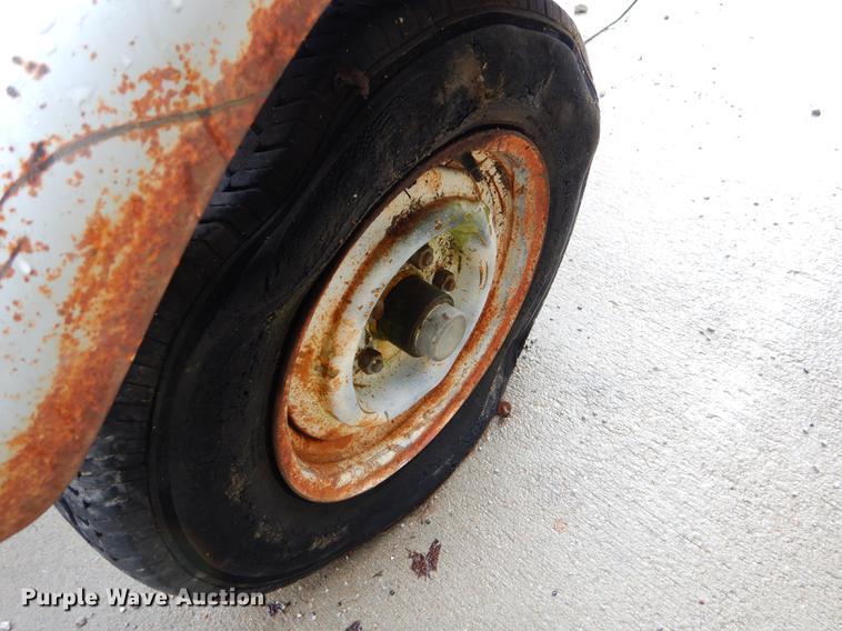 image for item FH9488 1977 Mercury outboard gas engine