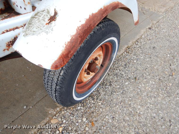 image for item FH9488 1977 Mercury outboard gas engine