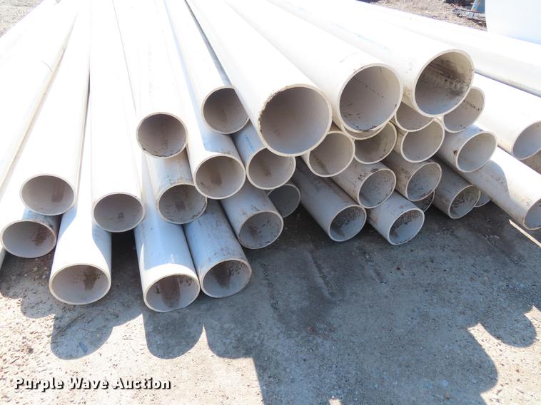 (70) PVC pipes in Manhattan, KS | Item FJ9089 sold | Purple Wave