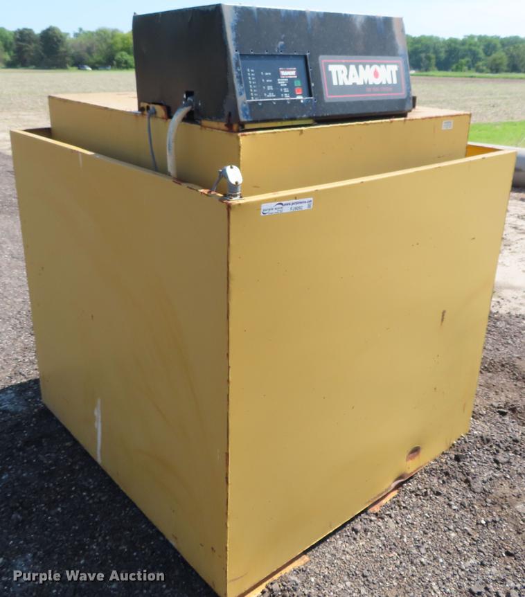 Tramont used oil containment tanks in Manhattan, KS Item FJ9092 sold