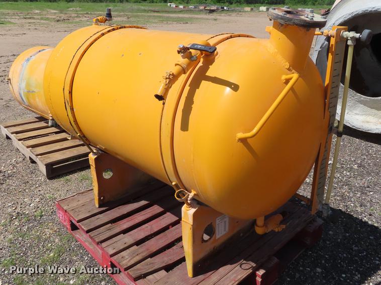  3 Aluminum Water Tanks In Manhattan KS Item FJ9100 Sold Purple Wave