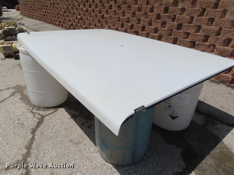 image for item FJ9103 Snugtop fiberglass bed cover