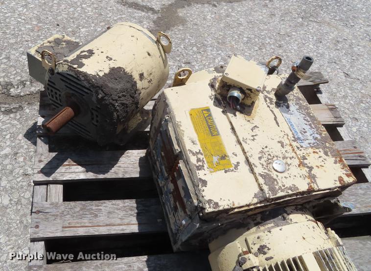 image for item FJ9104 (8) electric motors