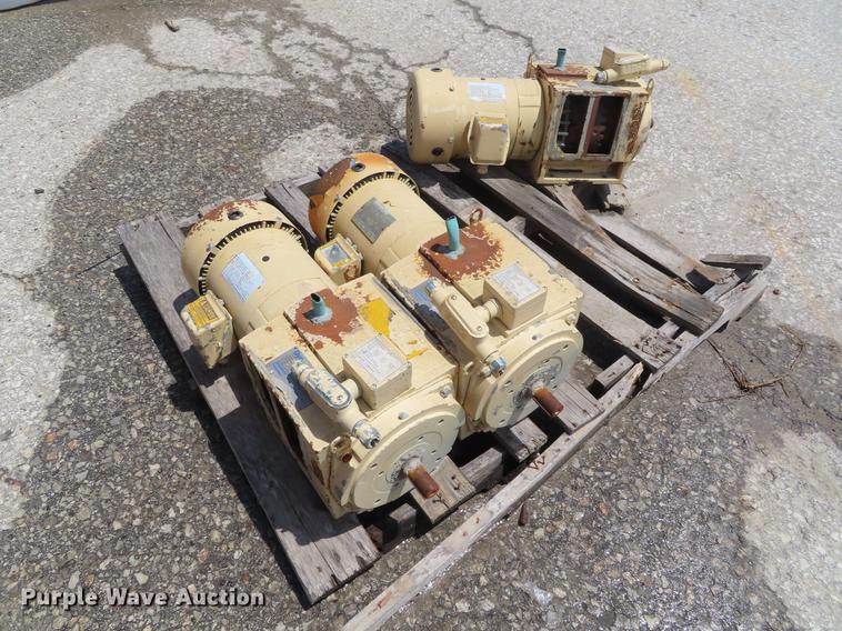 image for item FJ9104 (8) electric motors