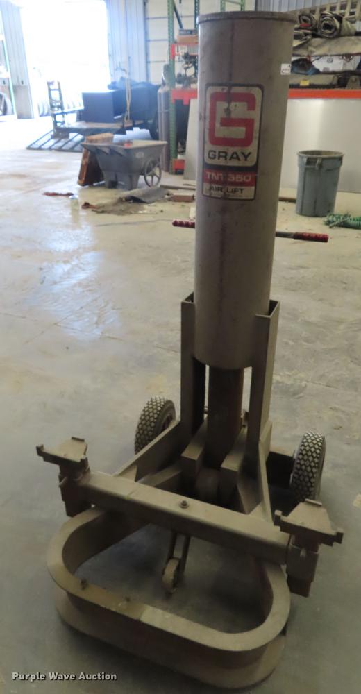 image for item FJ9106 Gray TNT550 automotive lift