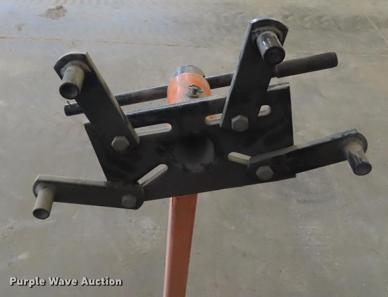 image for item FJ9115 Central Machinery engine stand