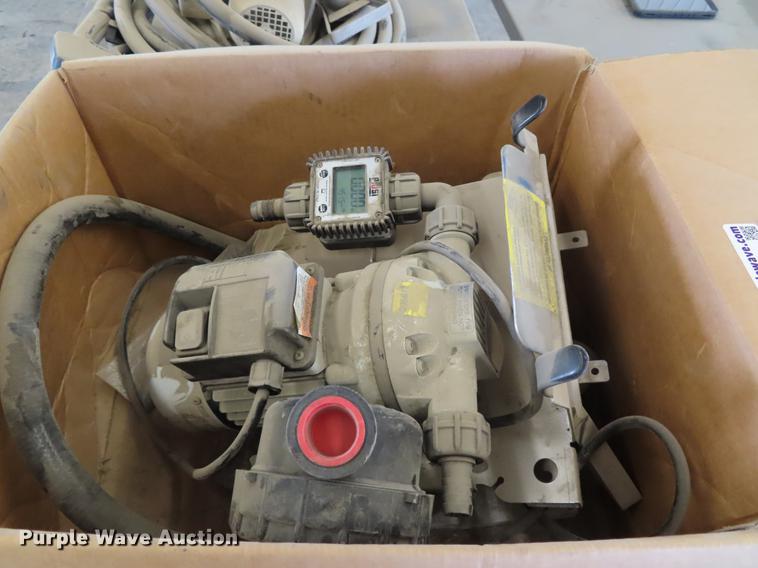 image for item FJ9120 (2) DEF pumps