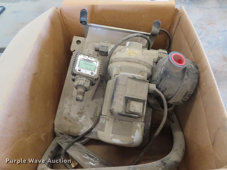 image for item FJ9120 (2) DEF pumps