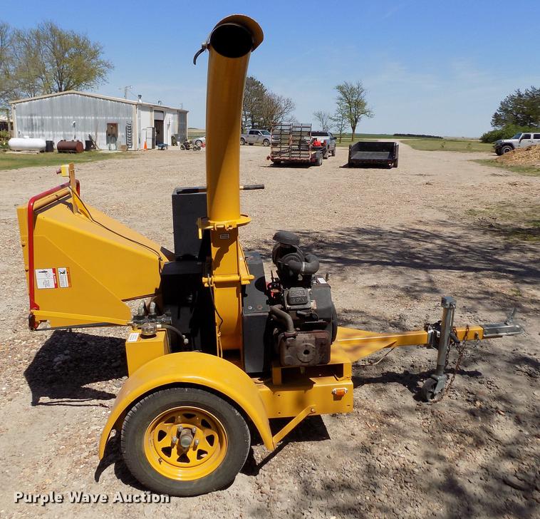 image for item FN9500 Powertek 727 wood chipper