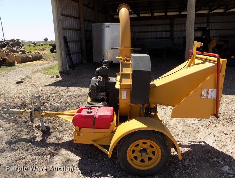 image for item FN9500 Powertek 727 wood chipper