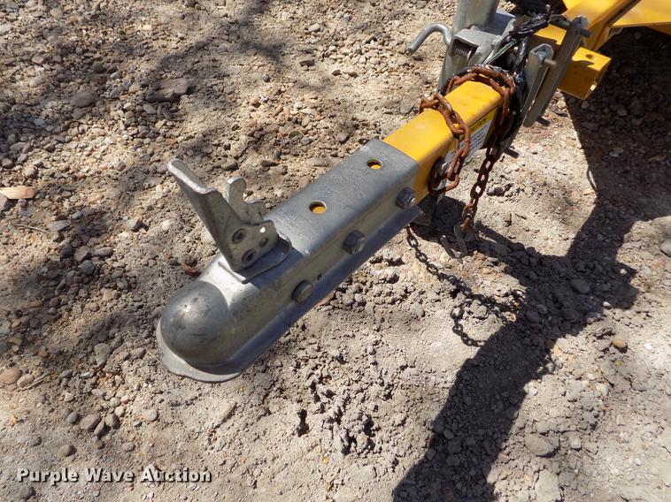 image for item FN9500 Powertek 727 wood chipper