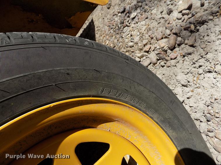 image for item FN9500 Powertek 727 wood chipper