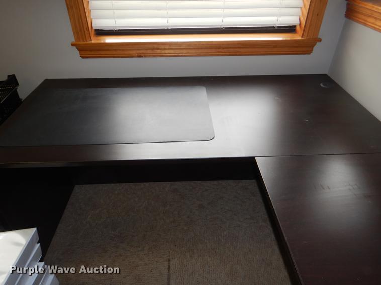 image for item FQ9773 (6) L-shaped desks