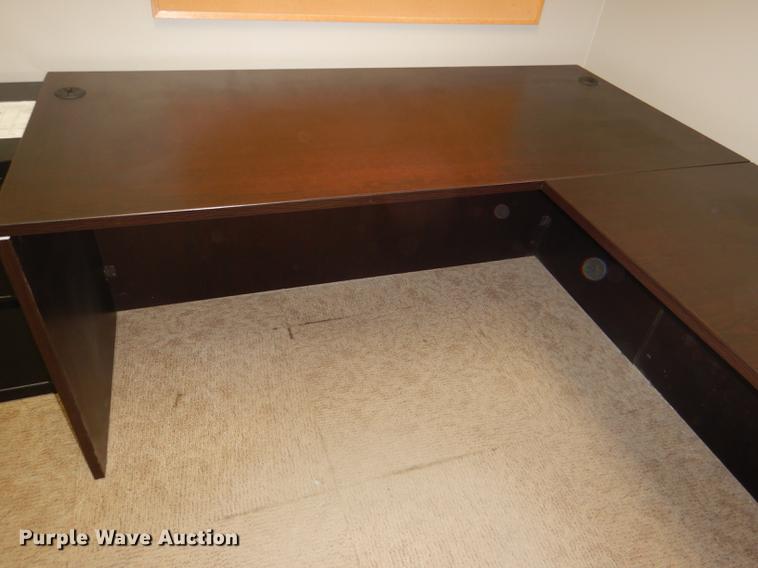 image for item FQ9773 (6) L-shaped desks