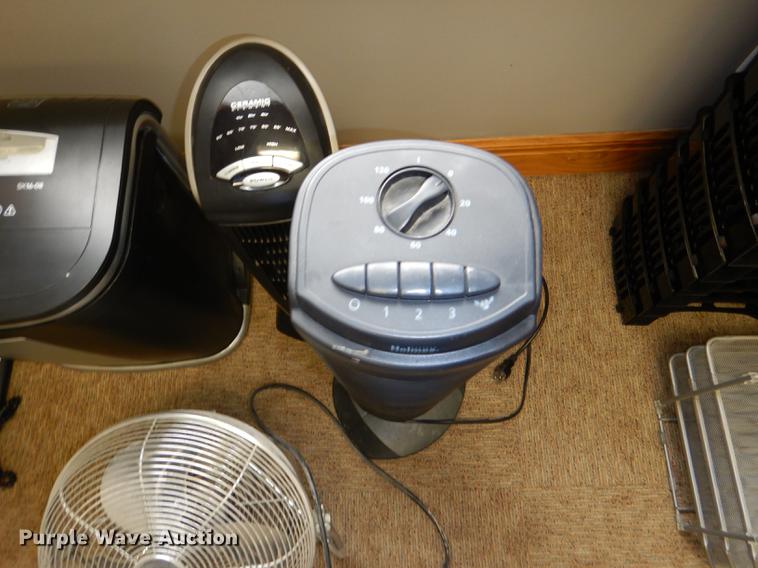 image for item FQ9775 Office equipment