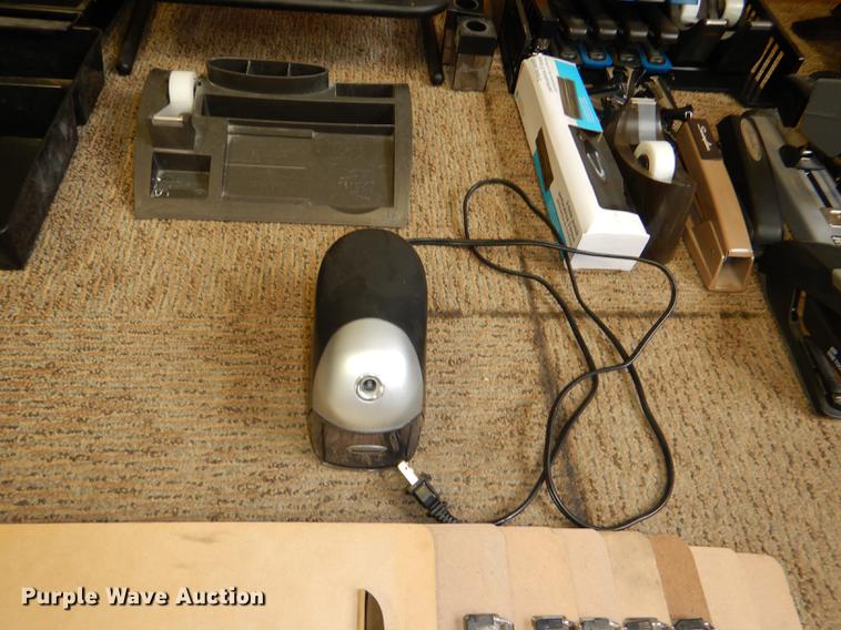 image for item FQ9777 Office equipment