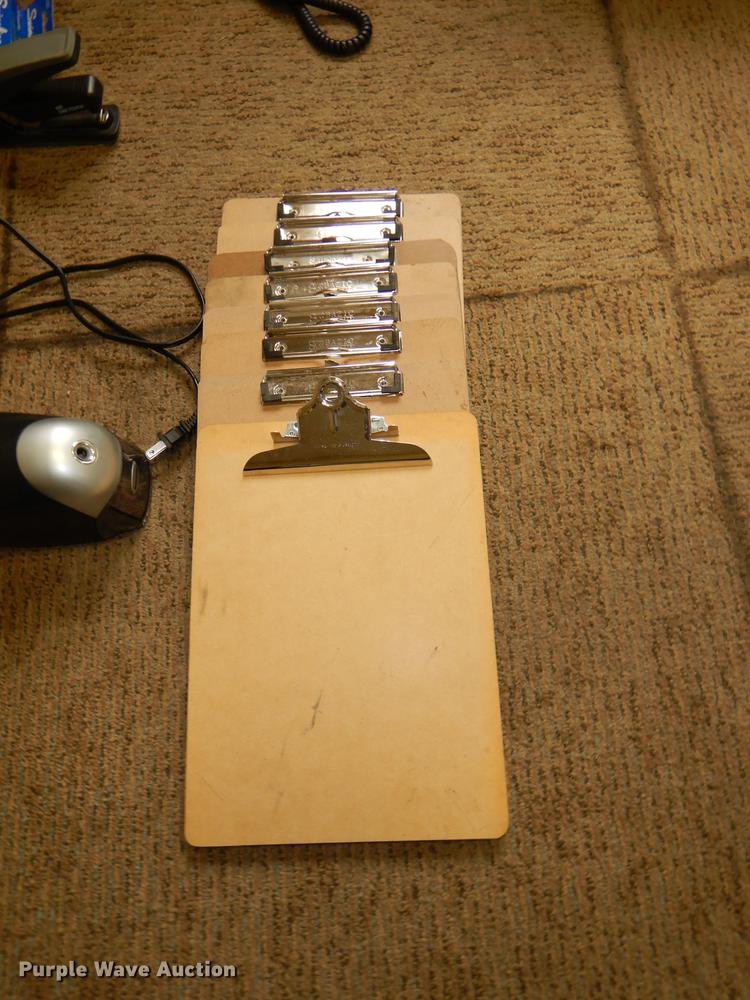 image for item FQ9777 Office equipment