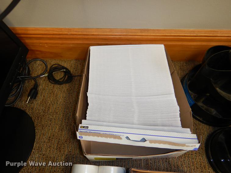 image for item FQ9777 Office equipment