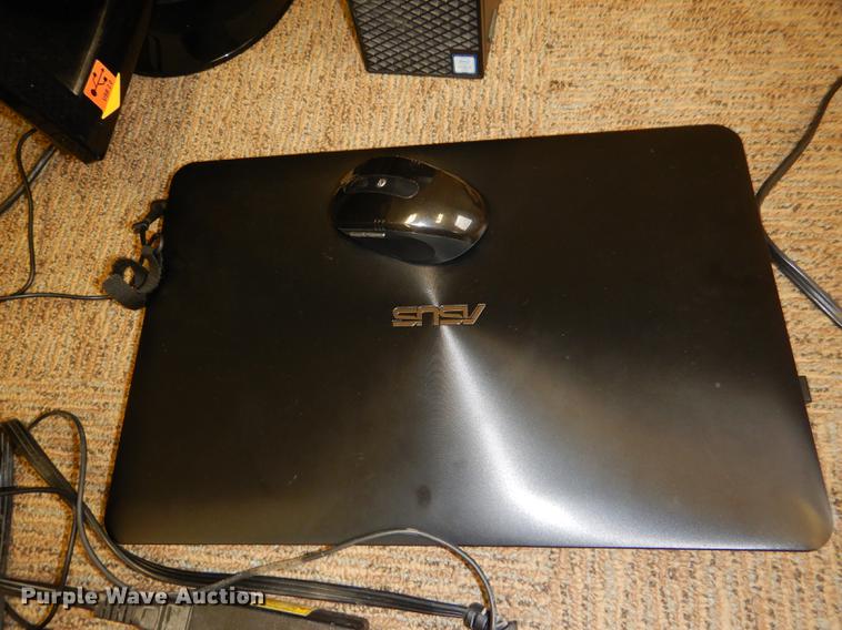 image for item FQ9779 (3) laptop computers