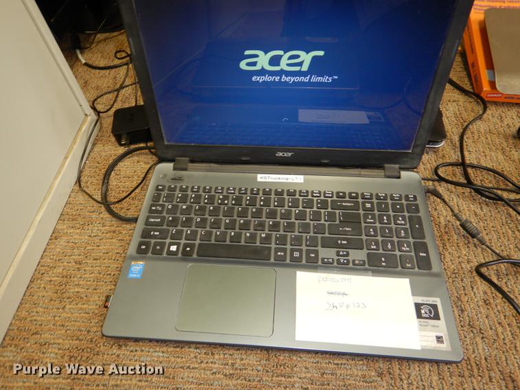 image for item FQ9779 (3) laptop computers