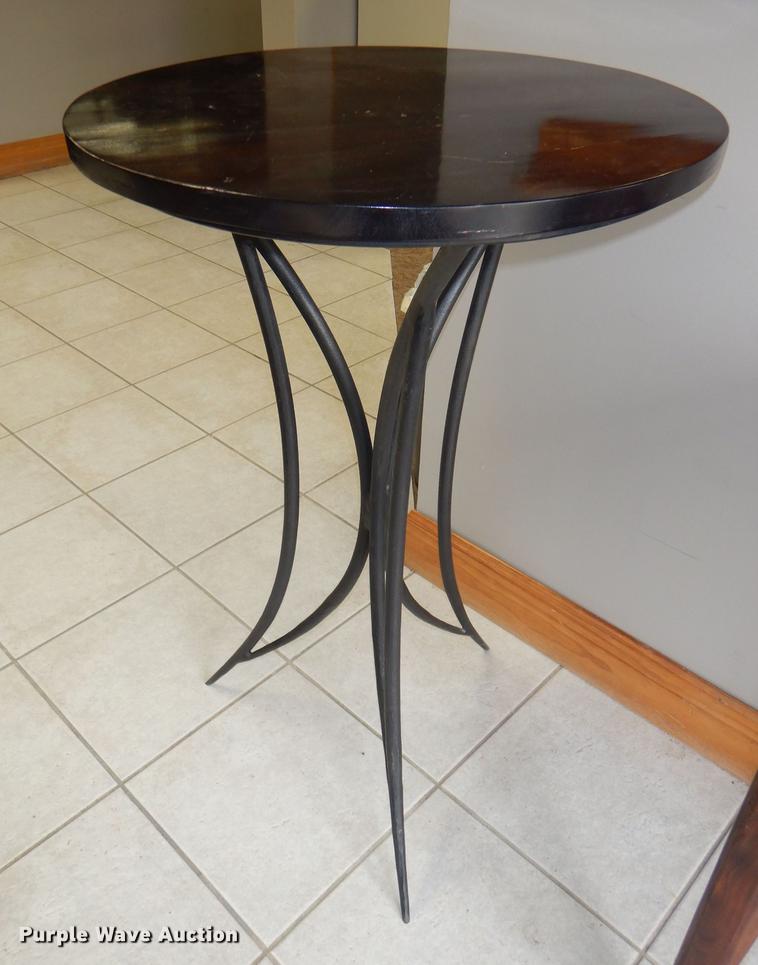 image for item FQ9782 Furniture