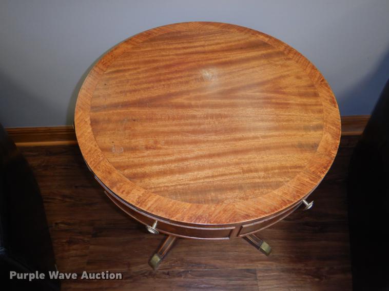 image for item FQ9782 Furniture