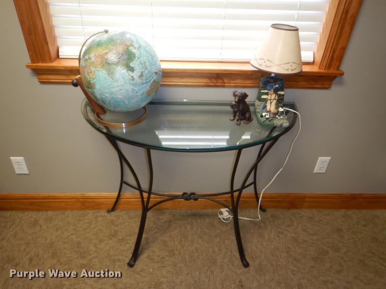 image for item FQ9782 Furniture