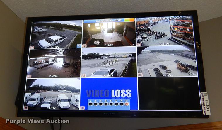 image for item FQ9785 (3) Insignia flat screen televisions