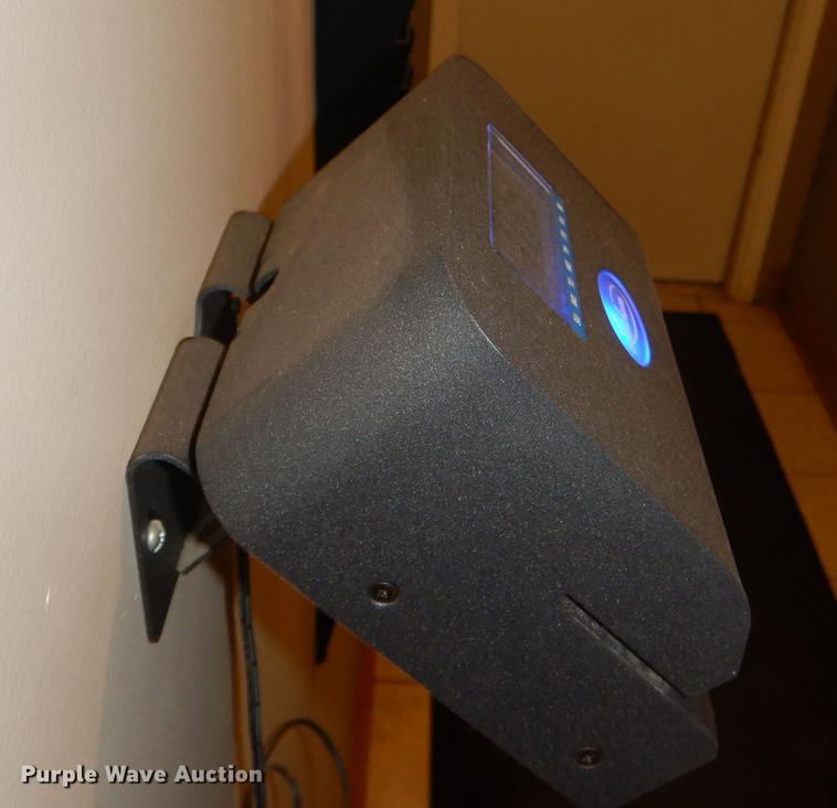 image for item FQ9789 Lathem time clock