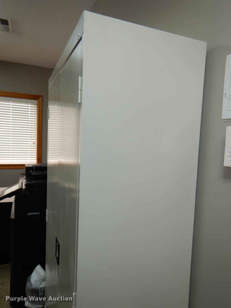 image for item FQ9790 (13) file cabinets