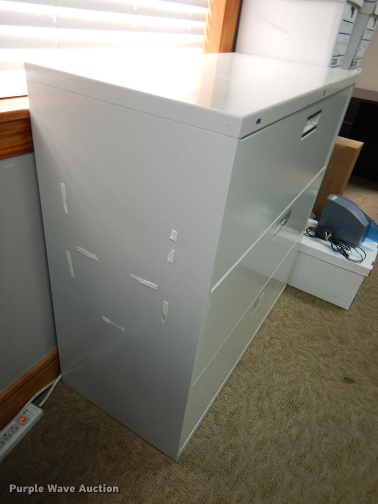 image for item FQ9790 (13) file cabinets