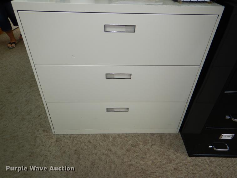 image for item FQ9790 (13) file cabinets