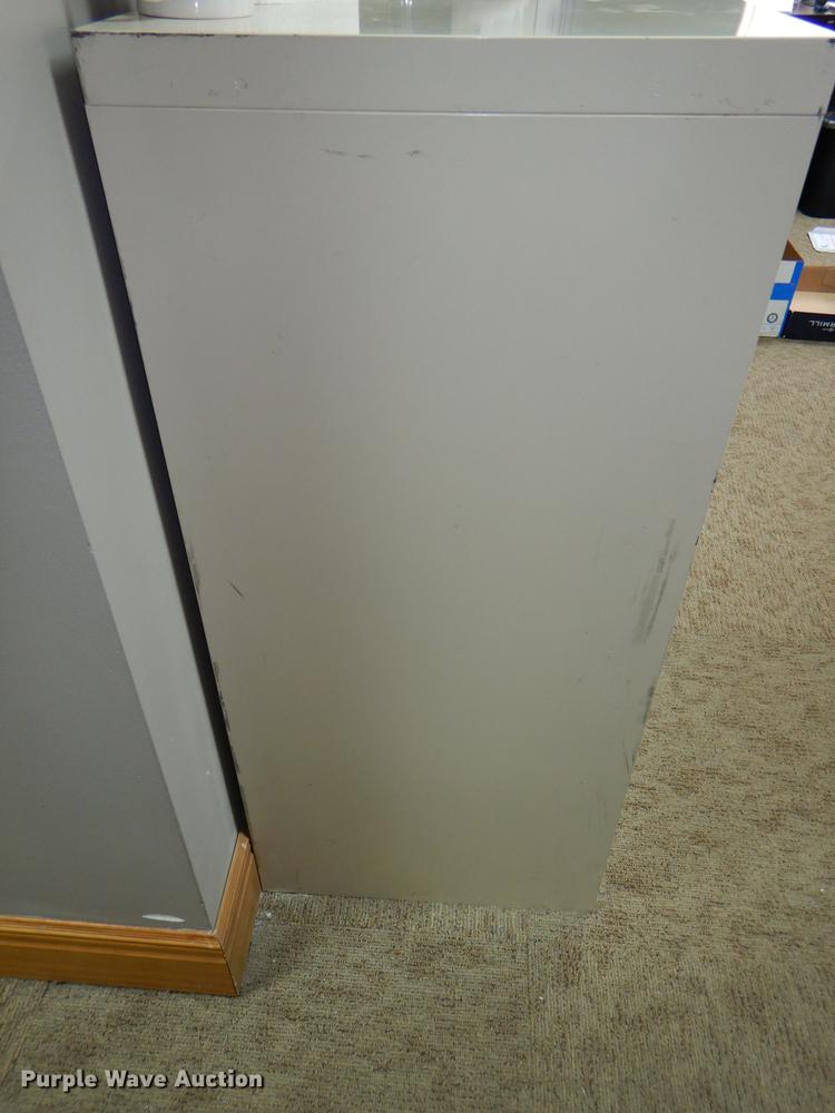 image for item FQ9790 (13) file cabinets