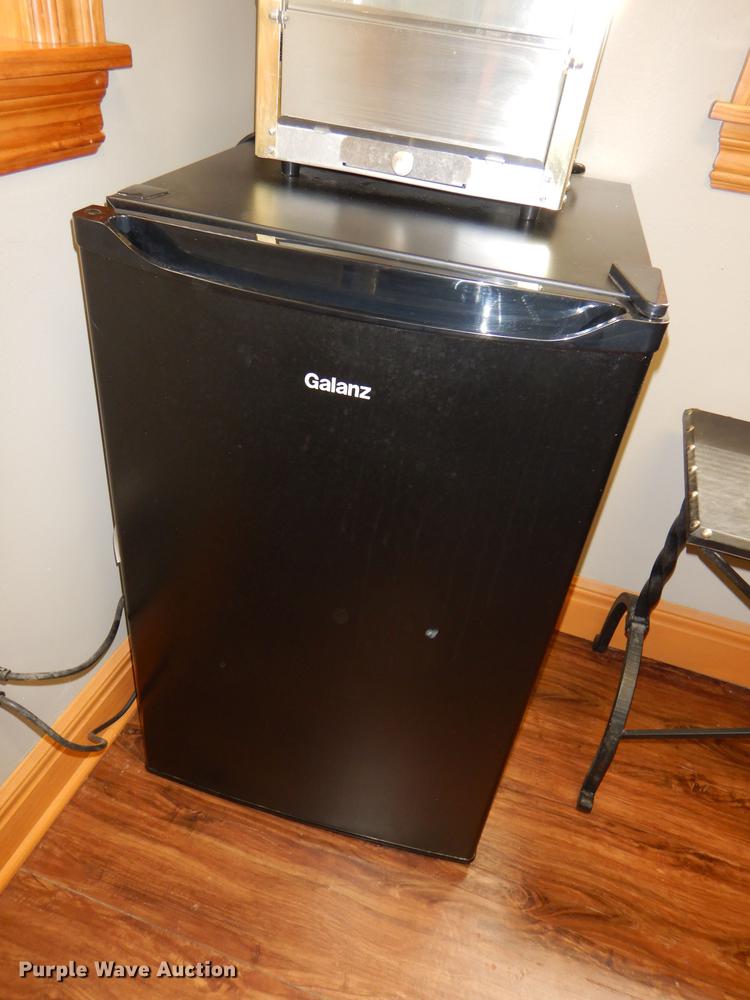 image for item FQ9793 Restaurant equipment