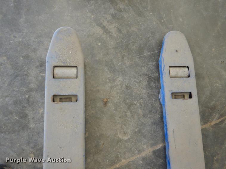 image for item FQ9795 Pallet jack