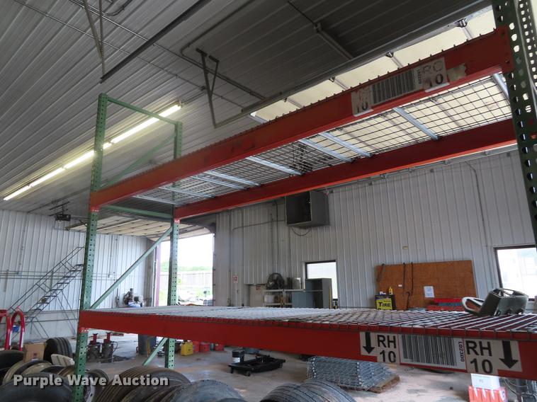 image for item FQ9805 Pallet racking