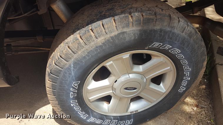 image for item FS9540 2004 Ford F150 SuperCrew pickup truck