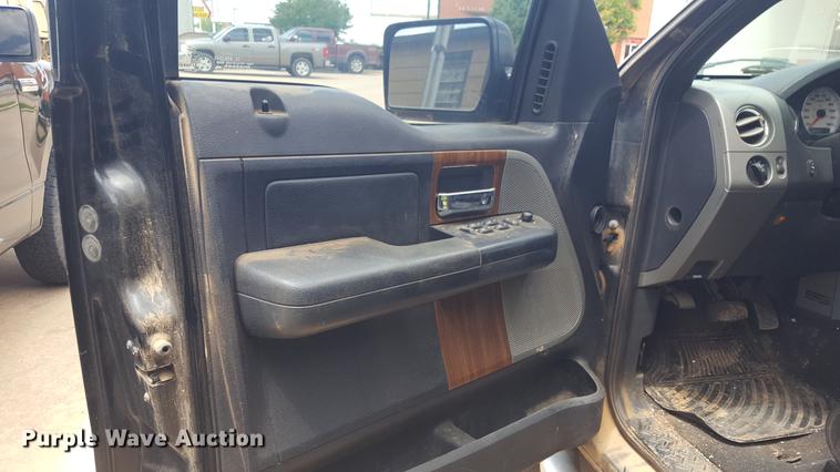 image for item FS9540 2004 Ford F150 SuperCrew pickup truck