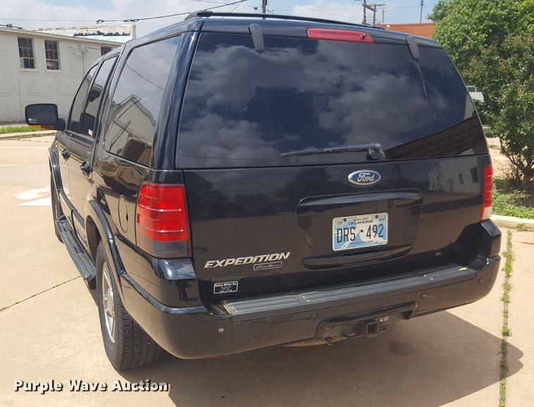 image for item FS9541 2004 Ford Expedition Eddie Bauer SUV