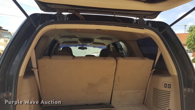 image for item FS9541 2004 Ford Expedition Eddie Bauer SUV