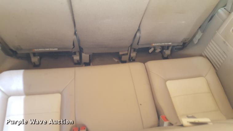 image for item FS9541 2004 Ford Expedition Eddie Bauer SUV