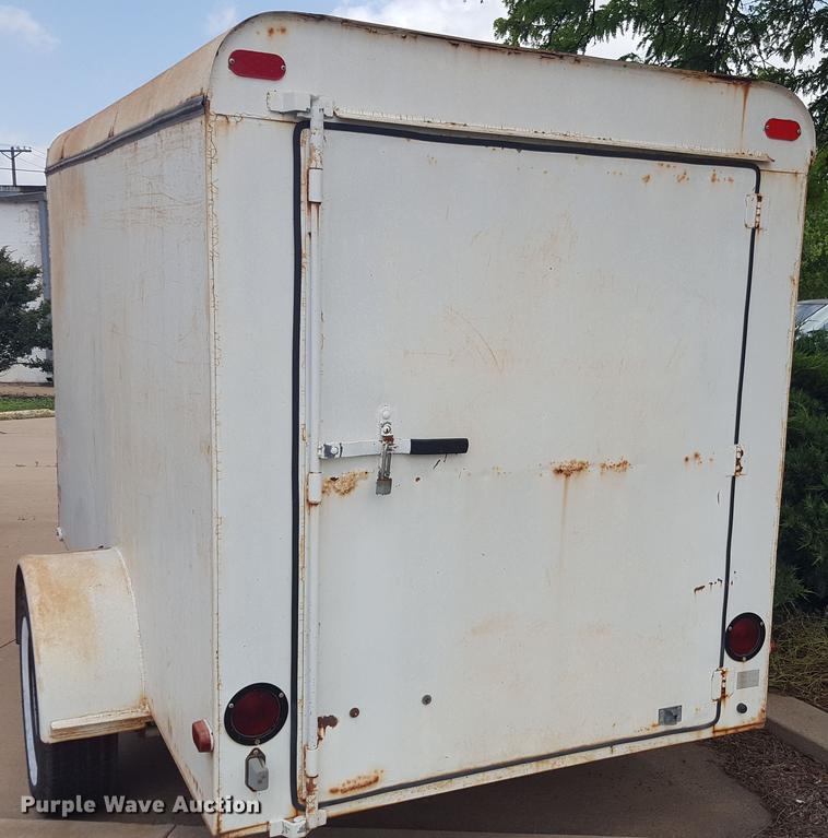 image for item FS9543 2003 L & J enclosed cargo trailer