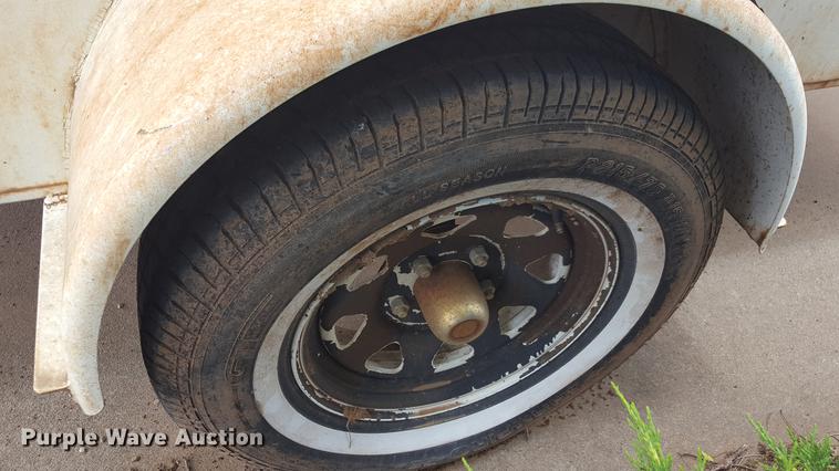 image for item FS9543 2003 L & J enclosed cargo trailer